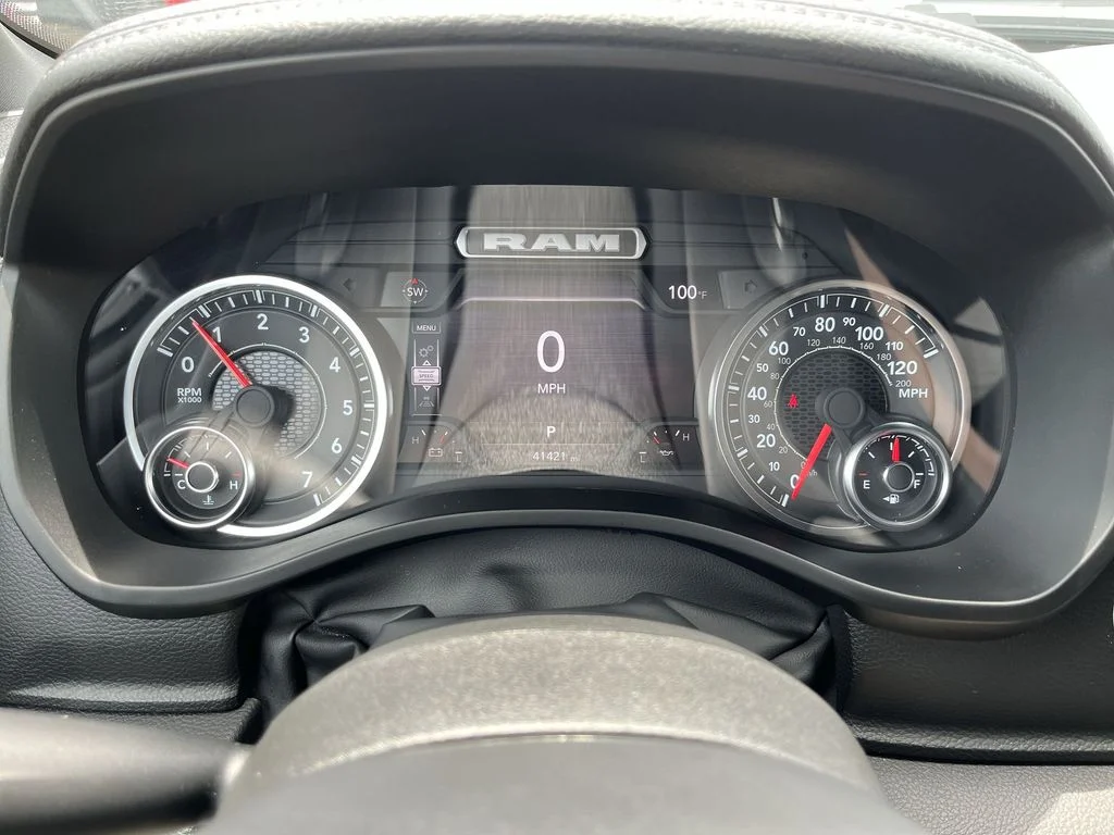 Used 2025 Silver Ram Laramie image 15