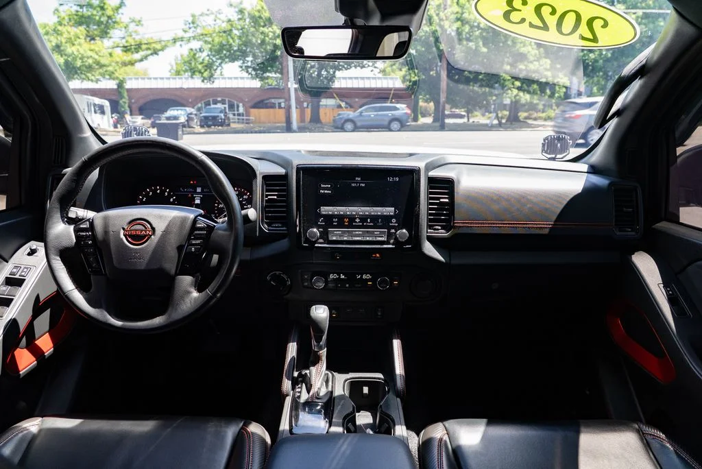Used 2023 White Nissan PRO-4X image 11