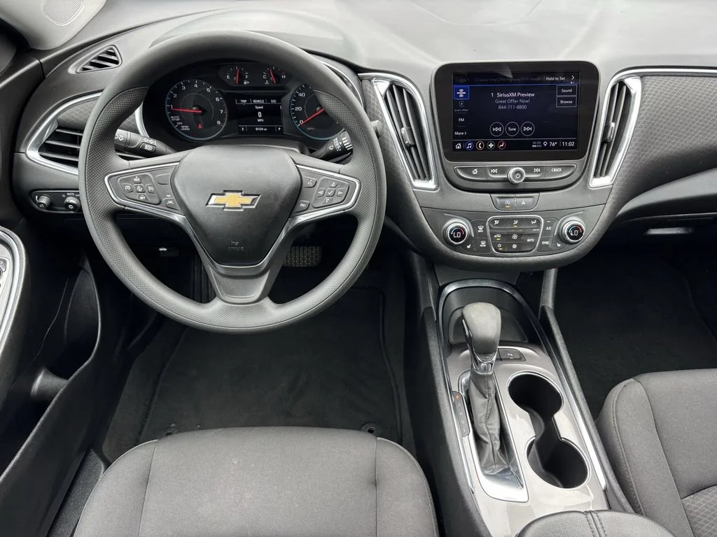 Used 2021 SHADOW GRAY METALLIC Chevrolet LT image 3