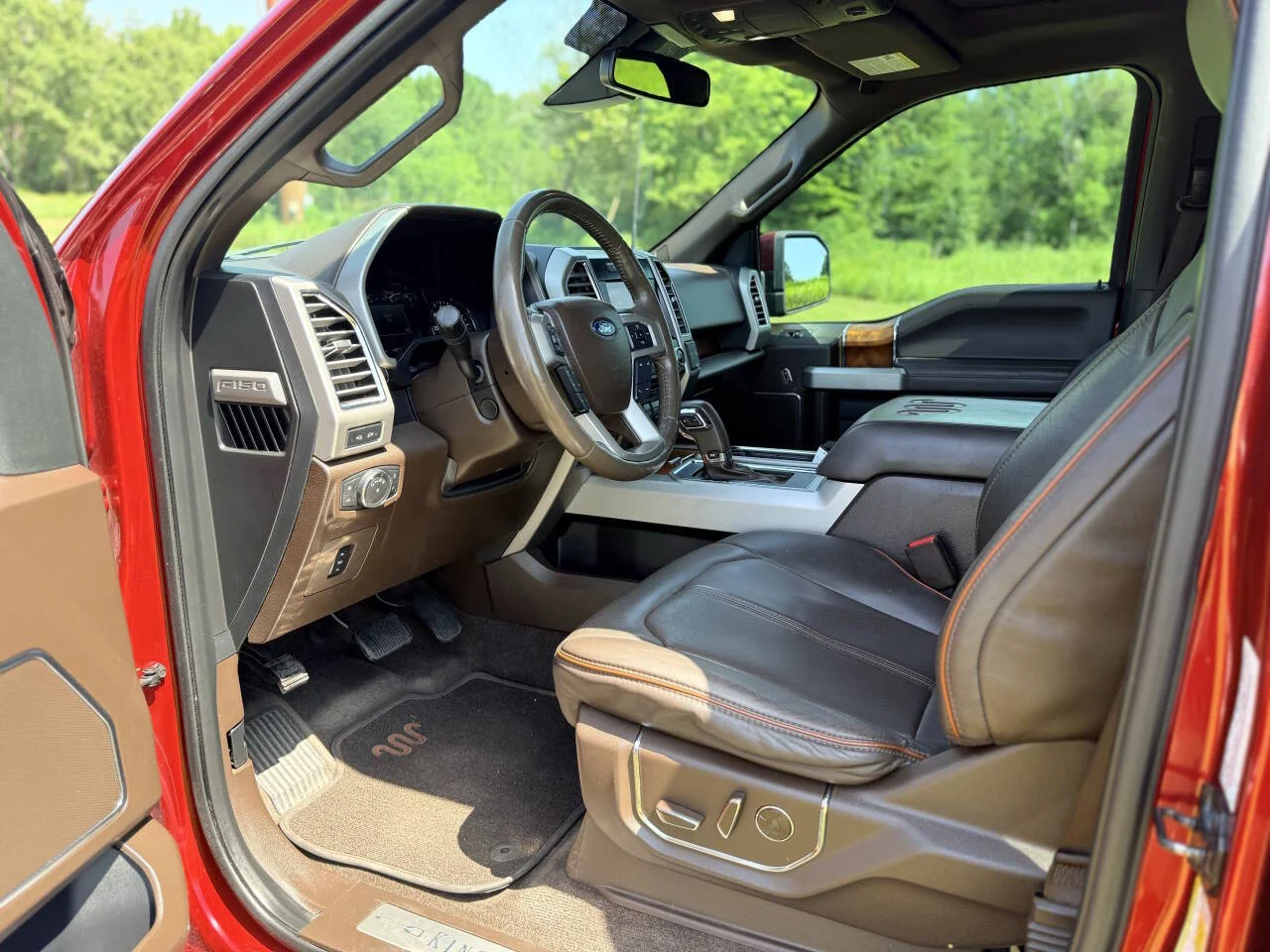 Used 2016 Maroon Ford King Ranch 4x2 4dr SuperCrew 5.5 ft. SB image 12