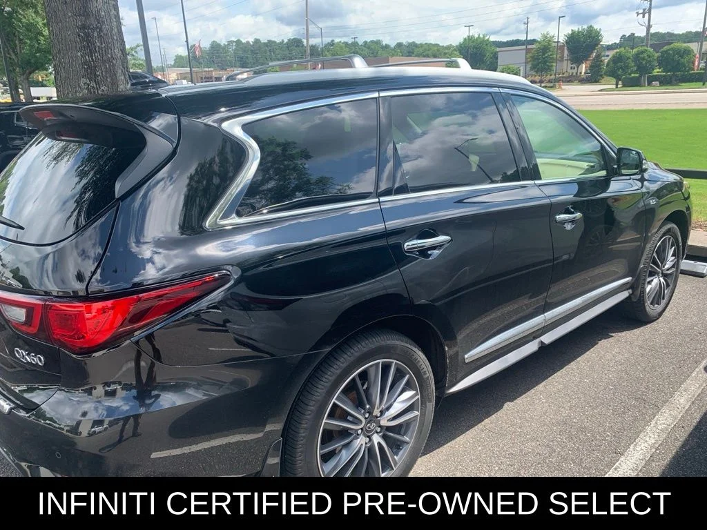 Certified Used 2020 Black Obsidian INFINITI LUXE image 9