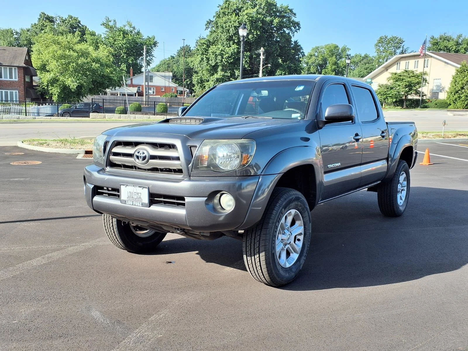 Used 2010 Silver Streak Mica Toyota  image 26