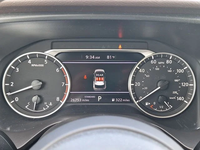 Used 2023 White Nissan S image 15