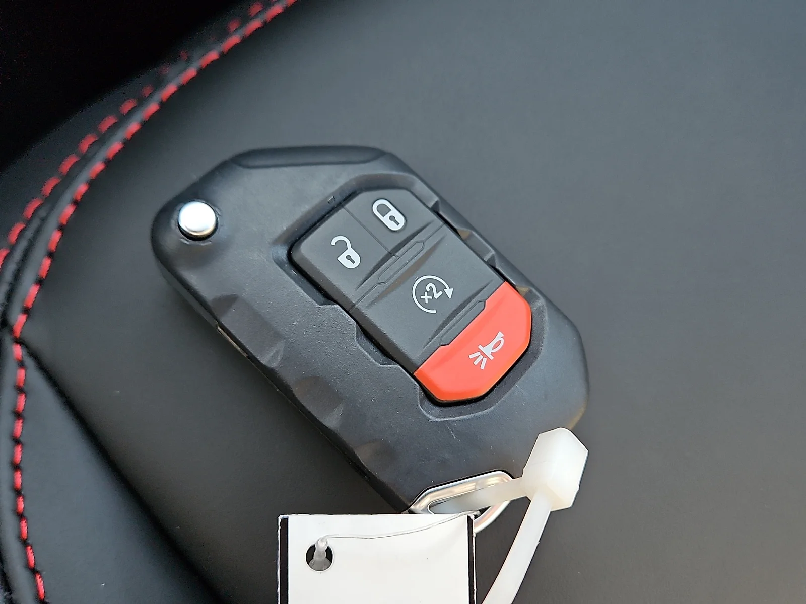 New 2026 Bright White Jeep 4-DOOR RUBICON image 20