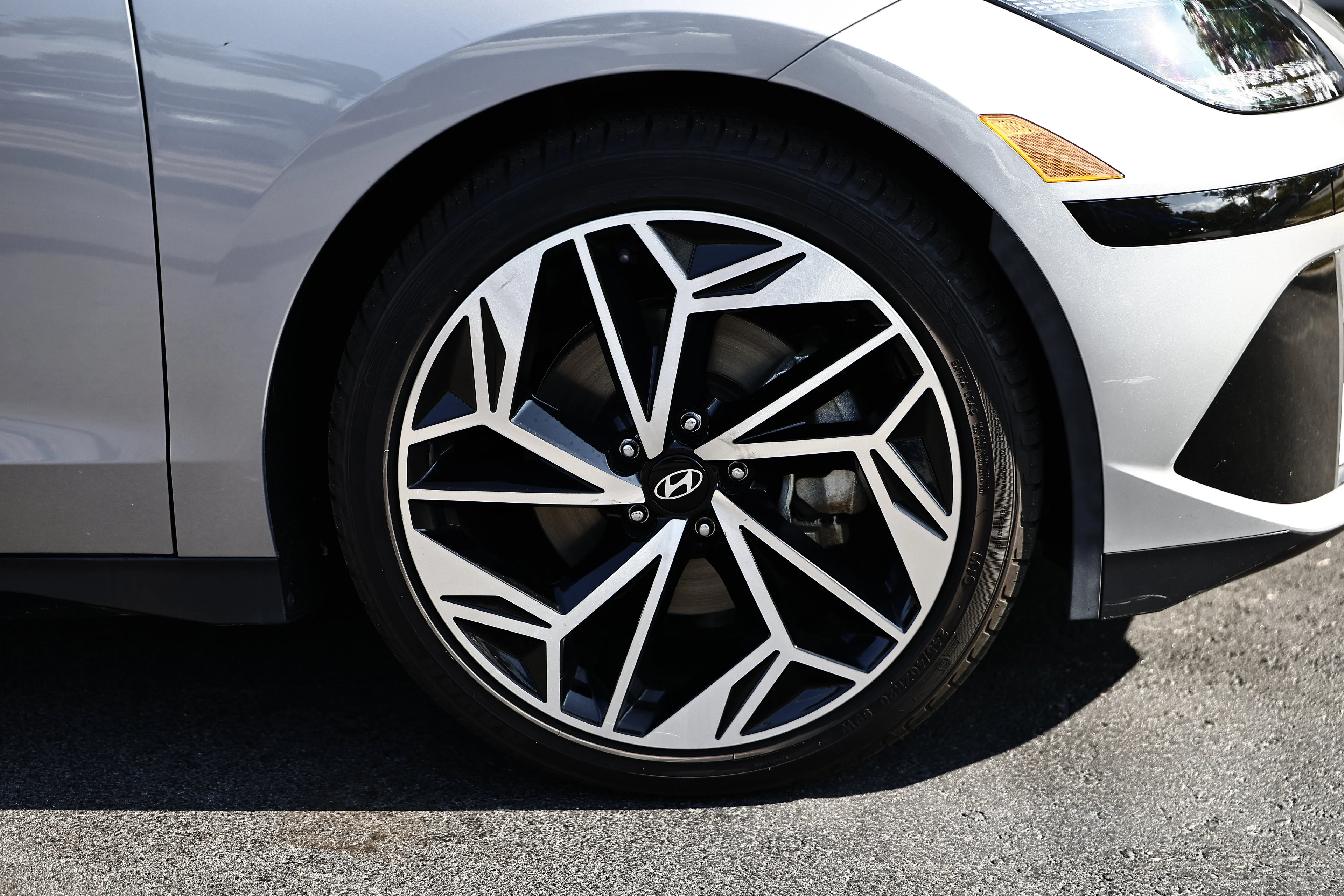 Used 2023 Curated Silver Hyundai SEL image 5