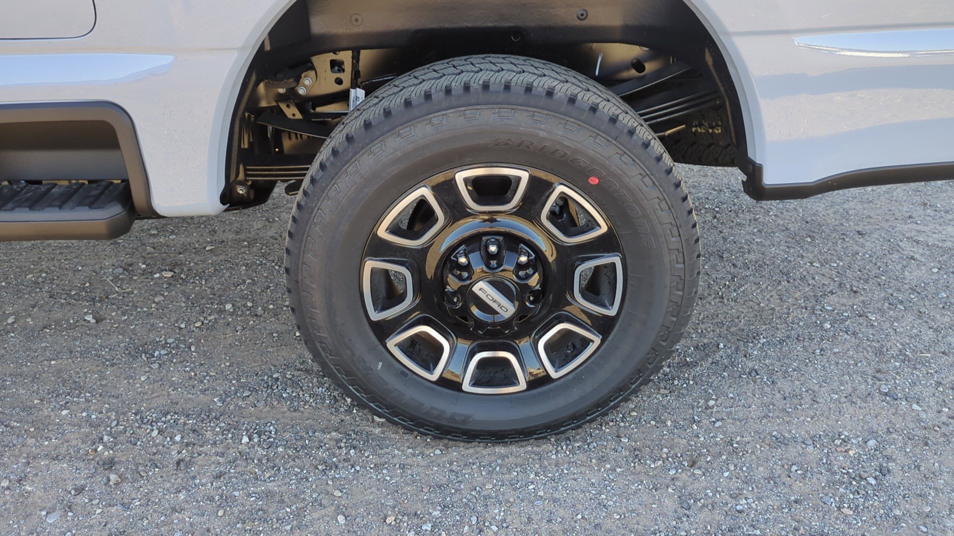 2026 Ford F-250 Super Duty Platinum - Photo 14