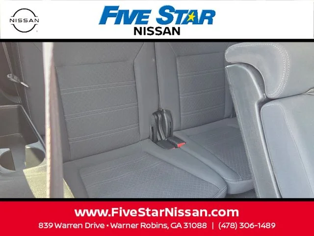 Used 2018 Silver Kia LX image 15