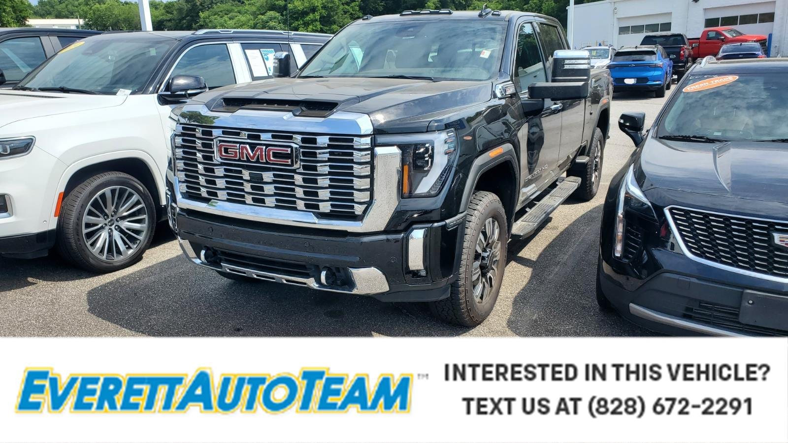 2025 GMC Sierra 4WD Crew Cab Standard Box Denali's photo