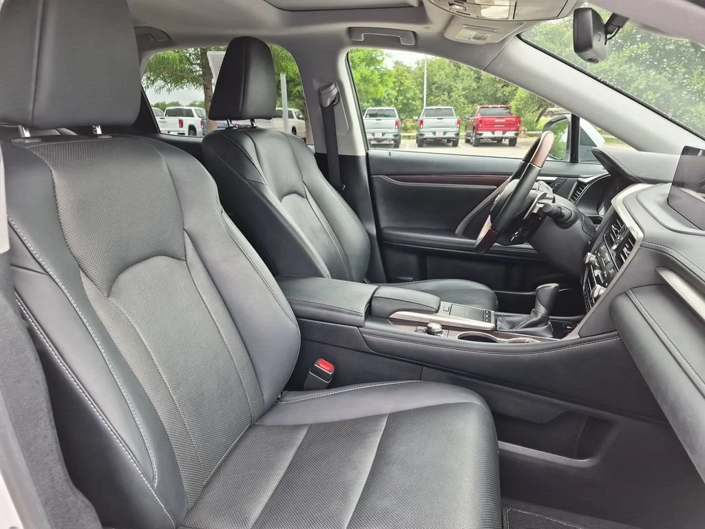 Used 2021 White Lexus RX 350 image 38