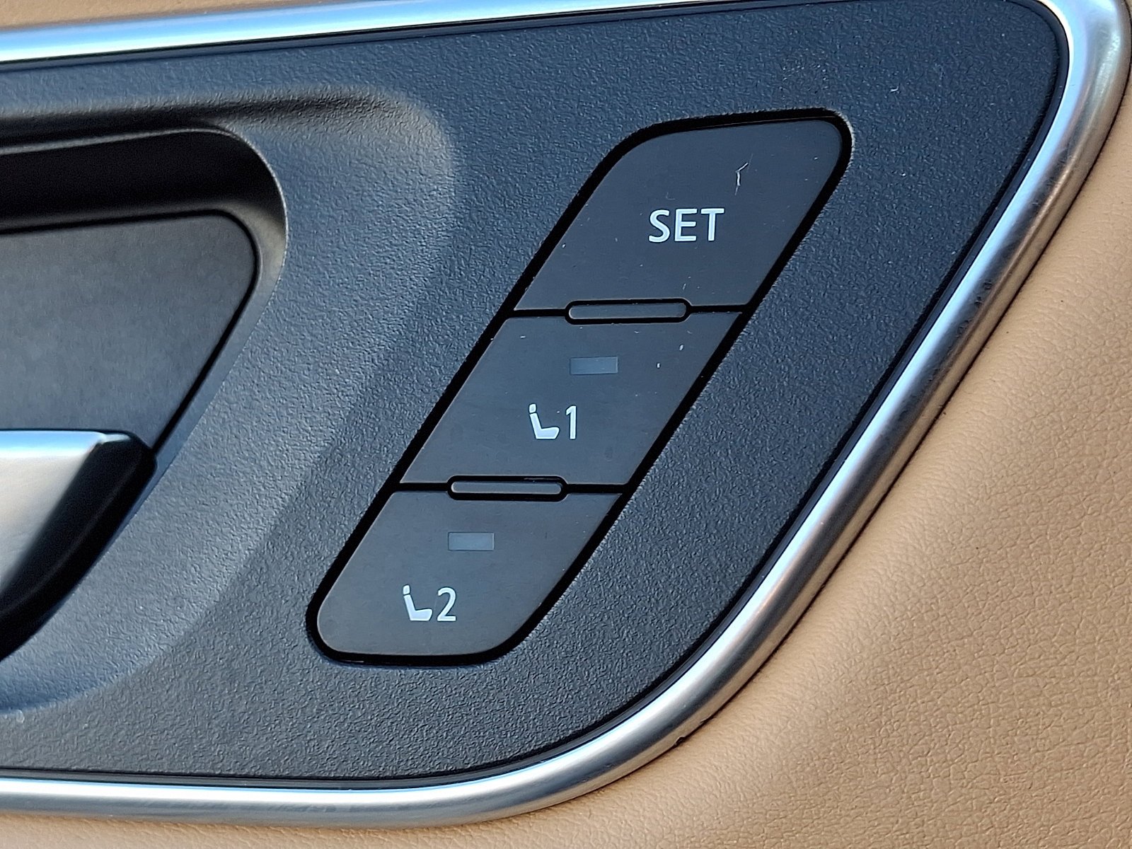 2023 Nissan Rogue Platinum - Photo 14