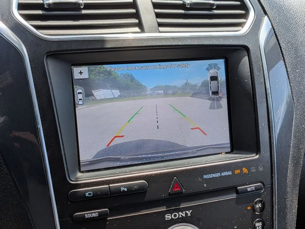 Used 2019 White Ford Sport image 22