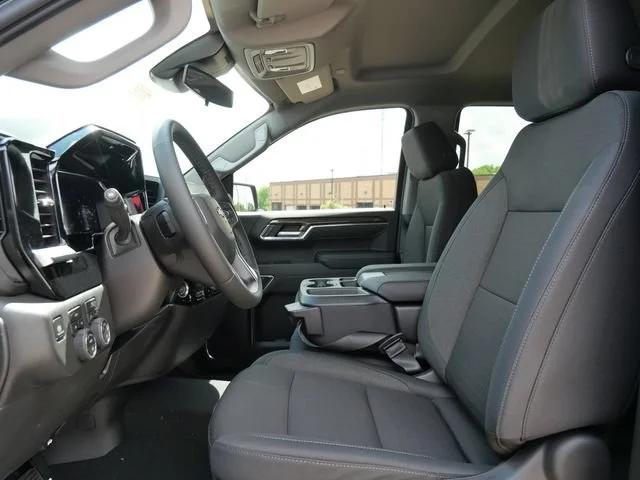2026 Chevrolet Silverado 1500 LT - Photo 10