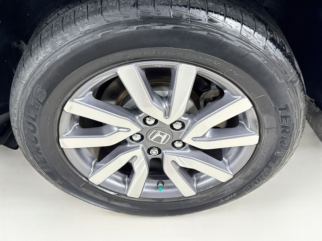Used 2019 Crystal Black Pearl Honda EX image 38