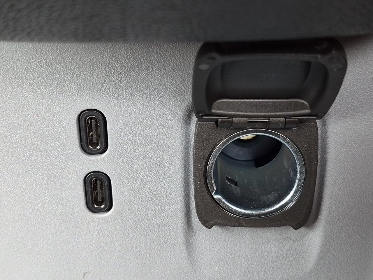 2027 Chevrolet Bolt LT - Photo 34