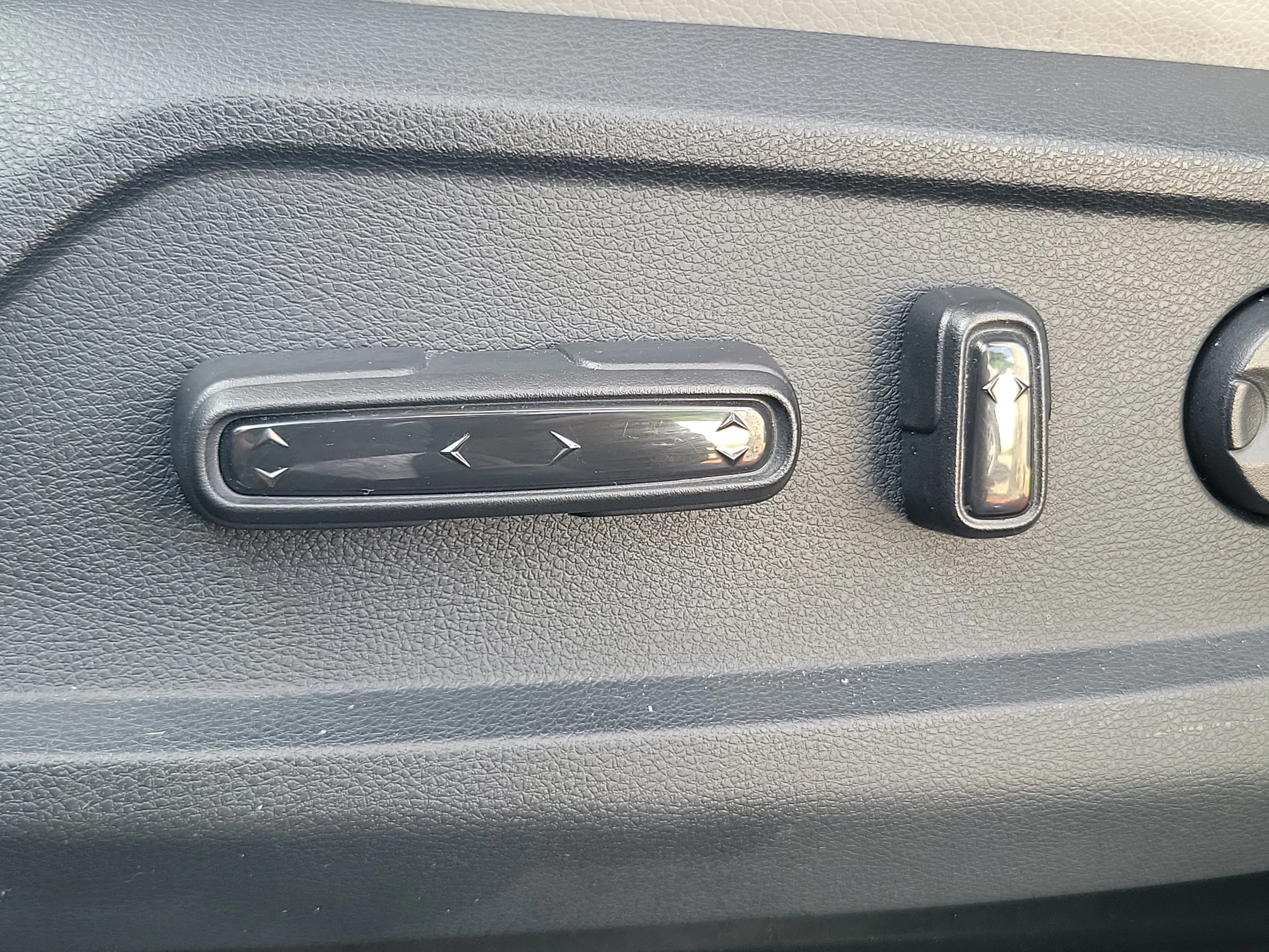 2023 Honda Pilot EX-L - Photo 23