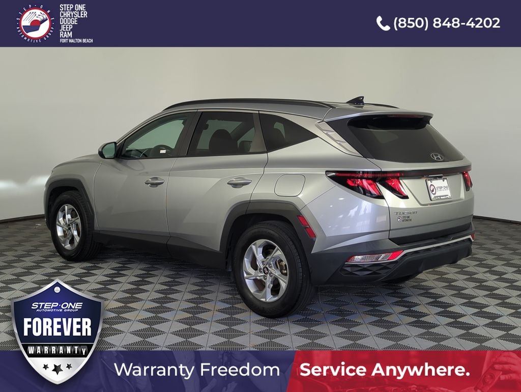 Used 2024 Silver Hyundai SEL image 4