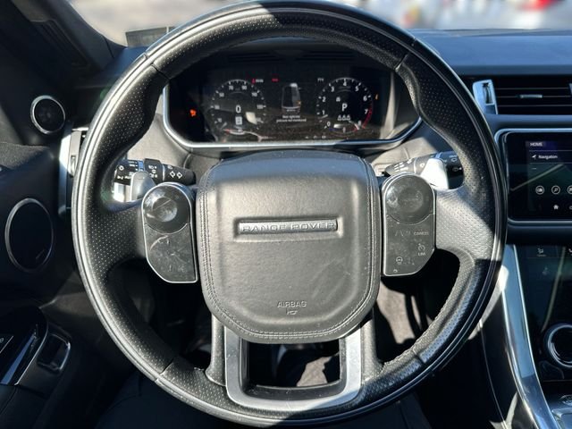 Used 2022 Black Land Rover HSE Silver Edition image 16