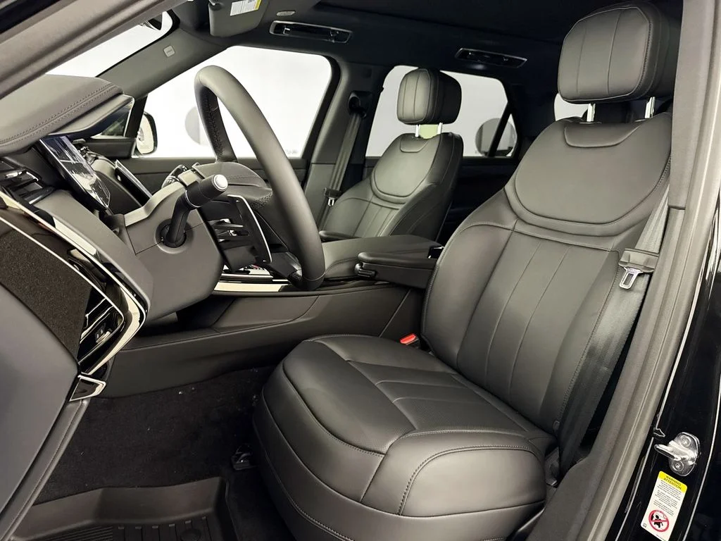 New 2026 Santorini Black Land Rover SE image 21