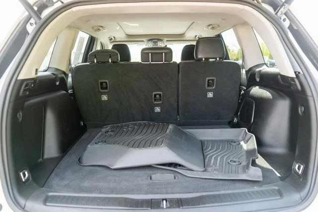 Used 2023 White Jeep 4xe image 11