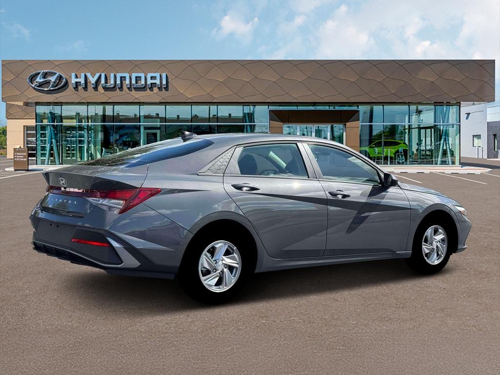 New 2026 Ecotronic Gray Hyundai SE image 8