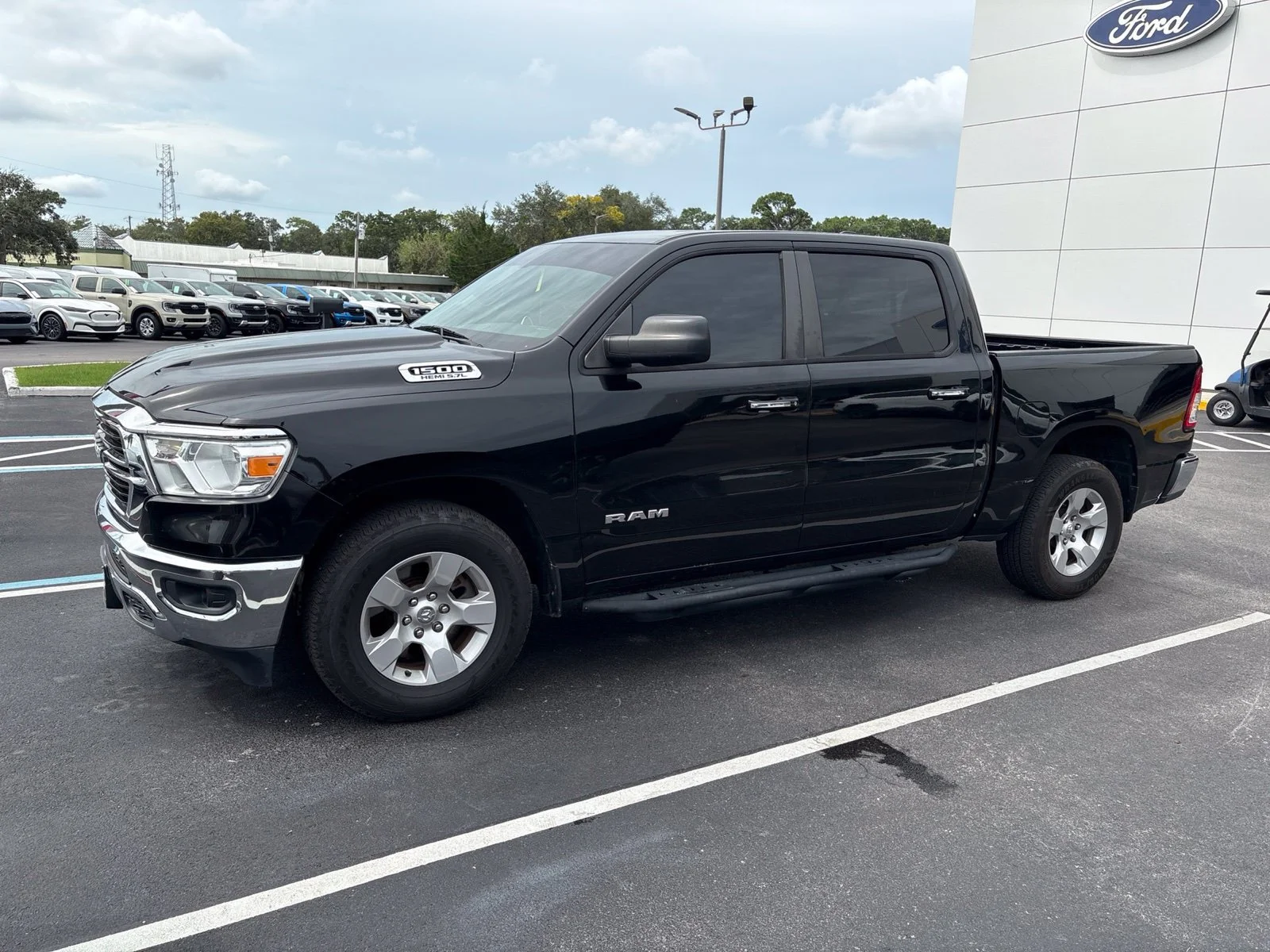 Used 2019 Black Ram Big Horn/Lone Star image 2