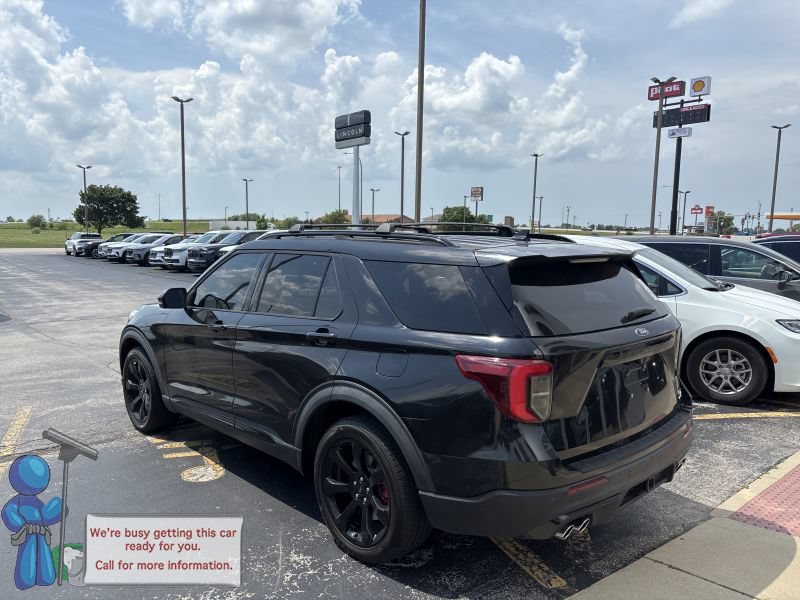 Used 2020 Black Metallic Ford ST image 3