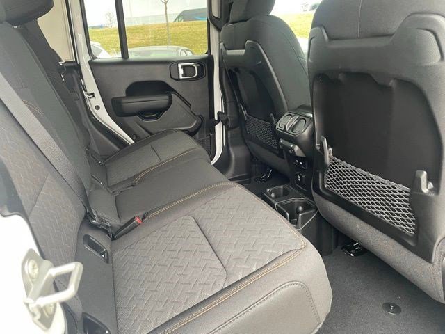 New 2026 Bright White Clearcoat Jeep Mojave image 11