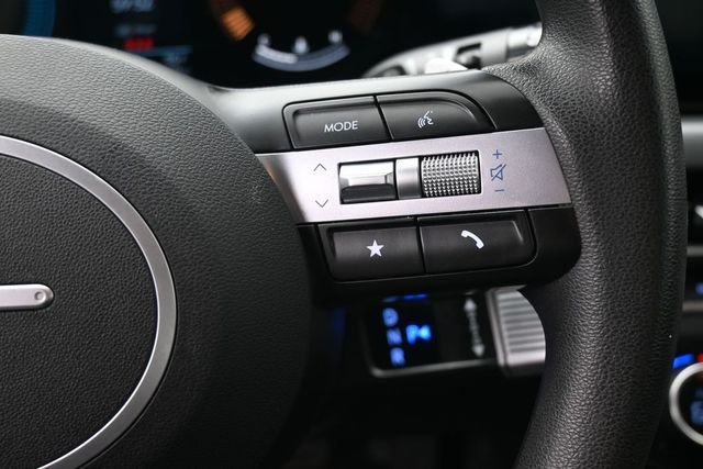 Used 2024 Gray Hyundai SEL image 3