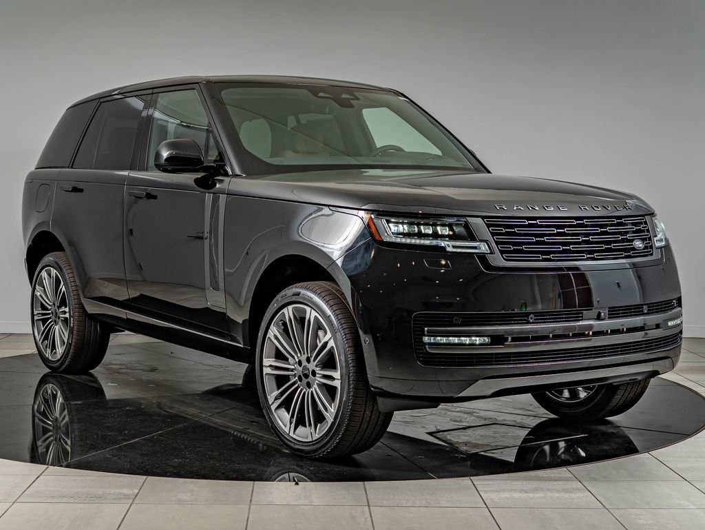 New 2026 Santorini Black Land Rover SE image 3