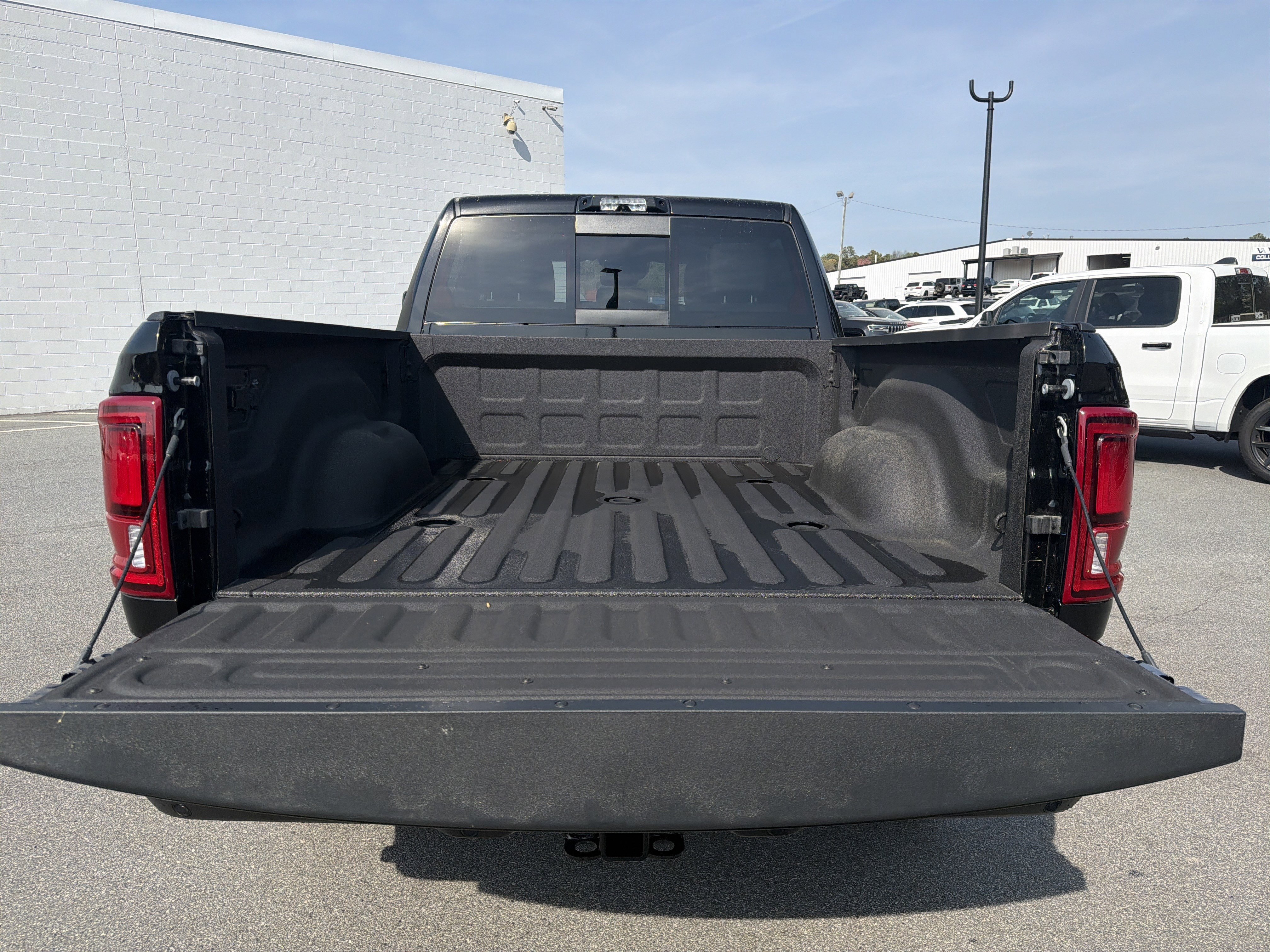 2026 RAM 2500 Laramie - Photo 22