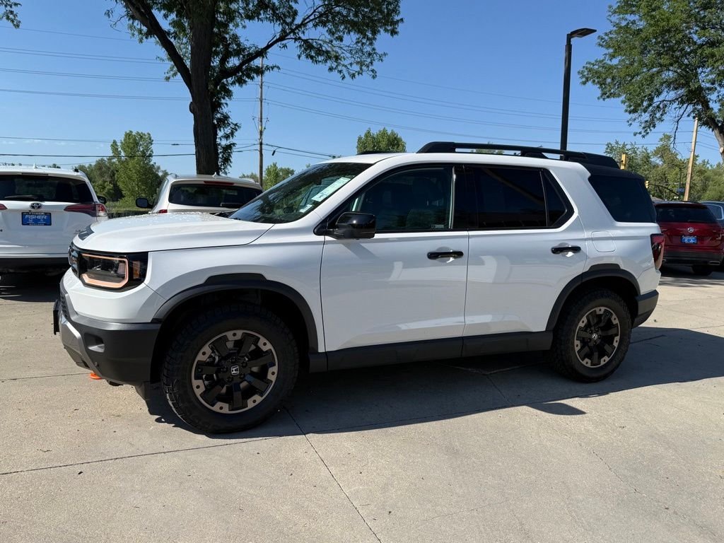 Certified Used 2026 Platinum White Pearl Honda TrailSport Elite image 9