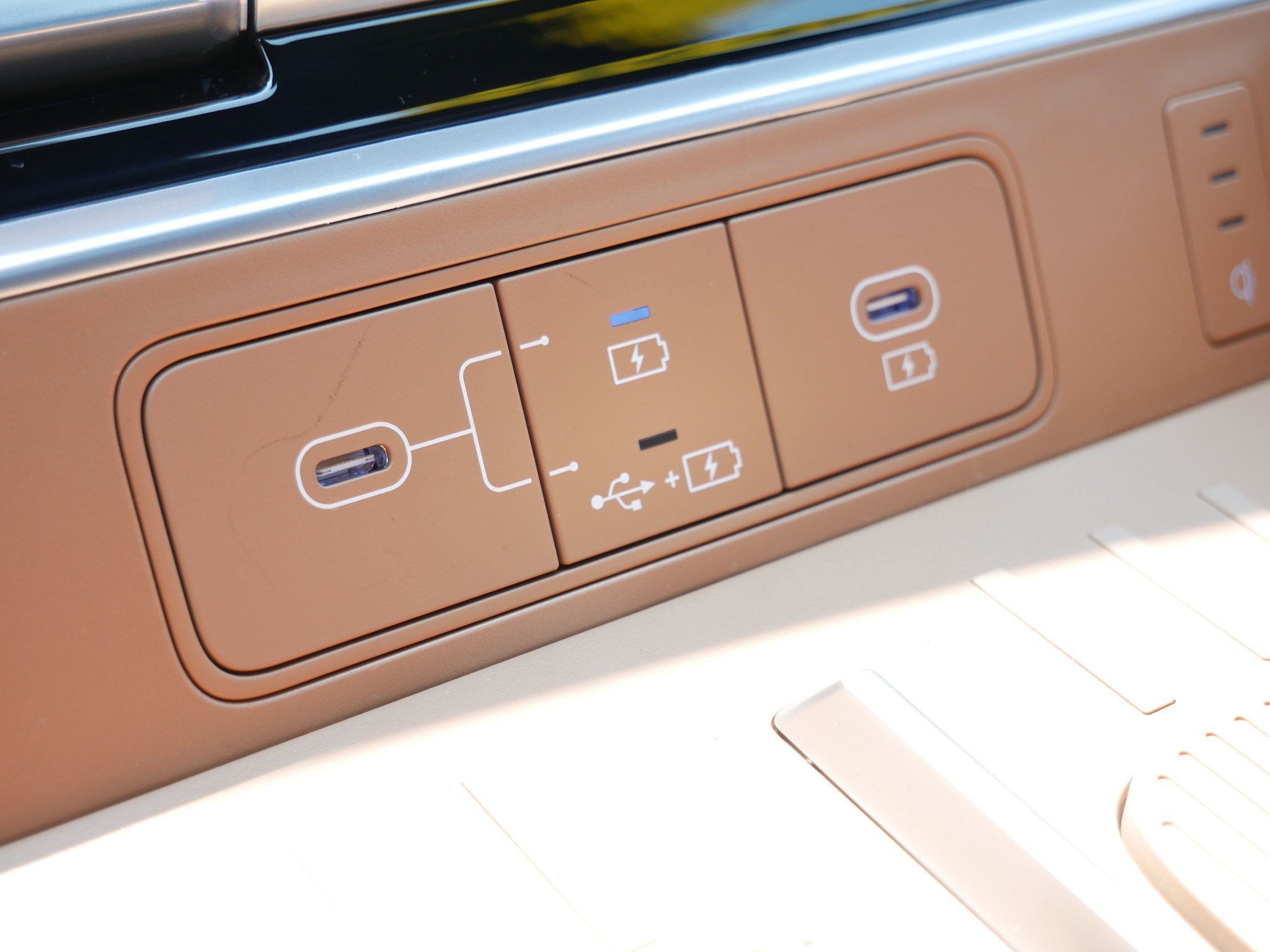 2026 Hyundai Santa Fe Limited - Photo 24