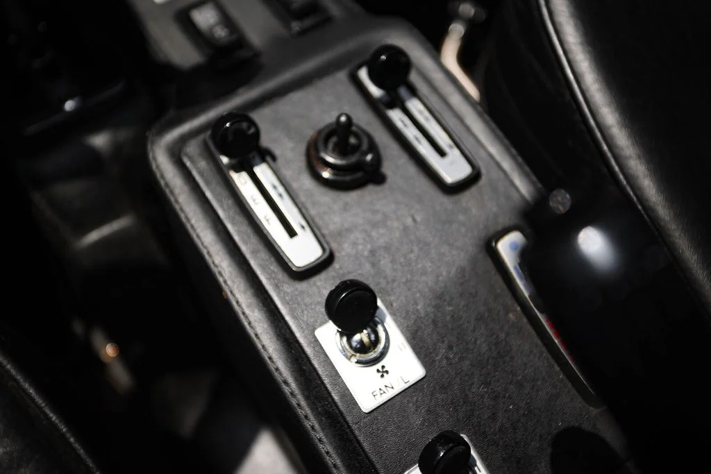 Used 1983  Ferrari BBi image 30