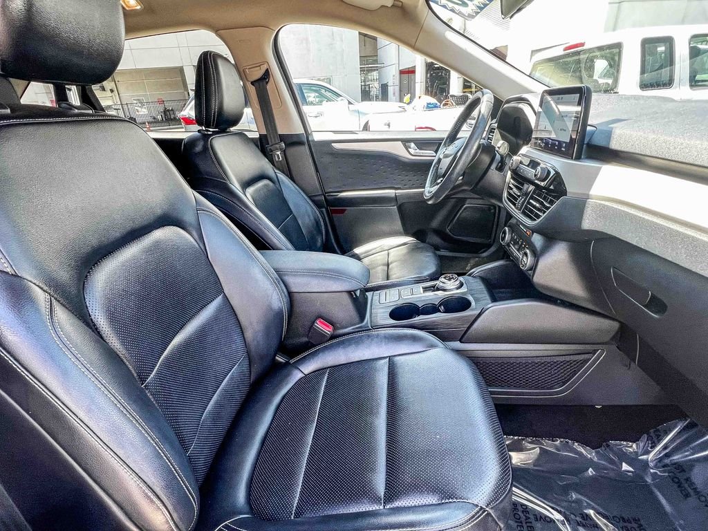 Used 2020 White Ford SEL image 15