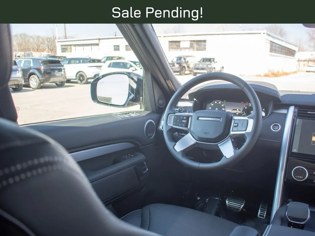 Used 2025 Gray Land Rover Dynamic SE image 19
