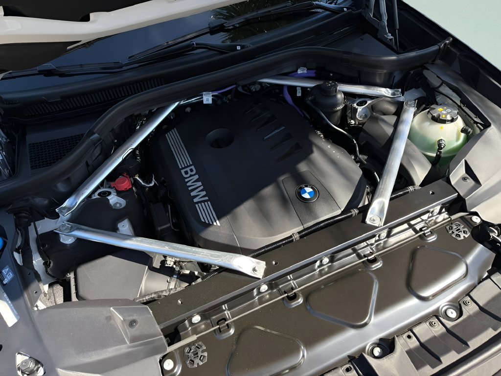 New 2027 Mineral White Metallic BMW xDrive40i image 25
