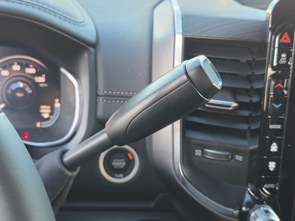 New 2026 Bright White Clear-Coat Exterior Paint RAM Laramie image 19