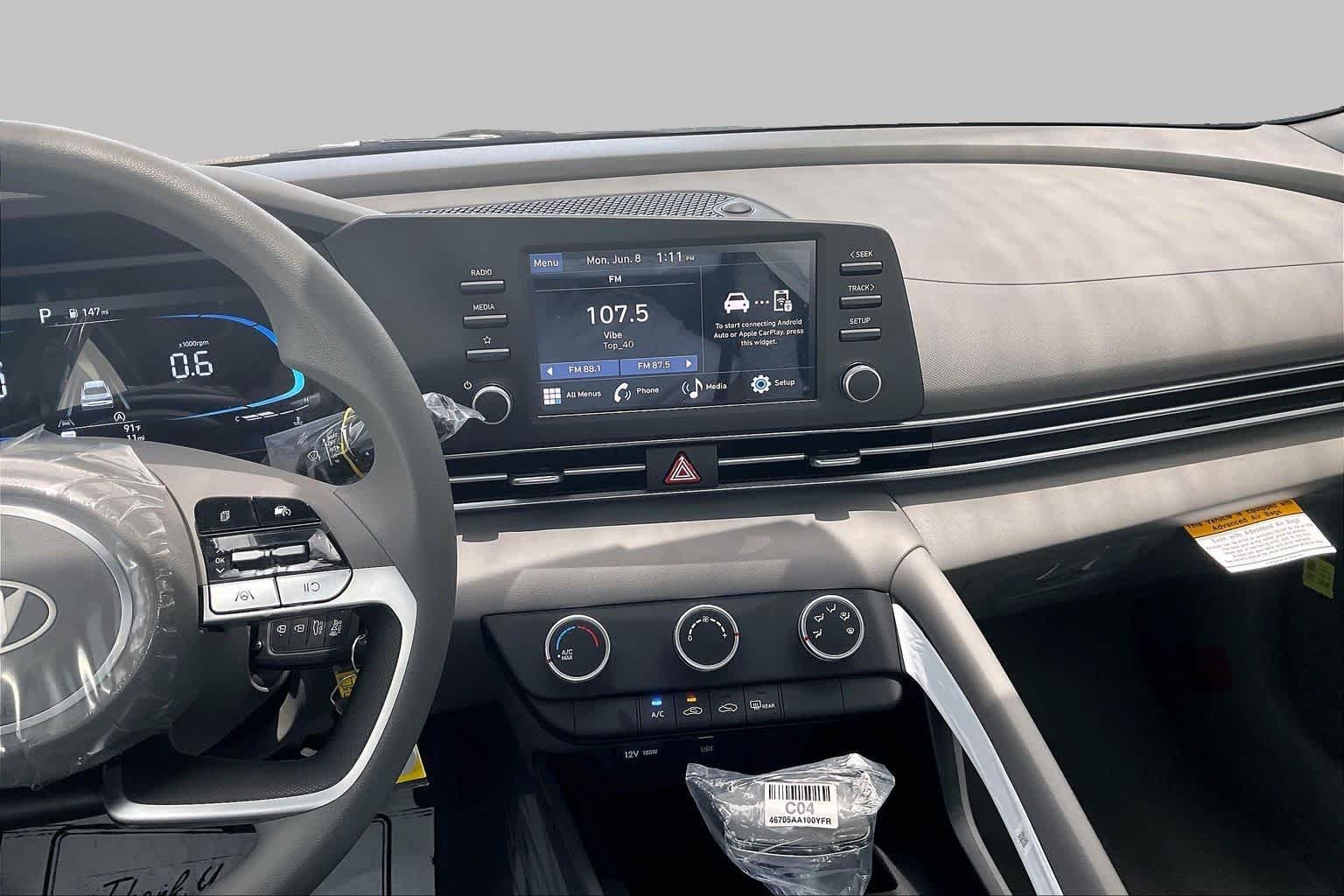 Used 2026 Amazon Gray Hyundai SE image 7