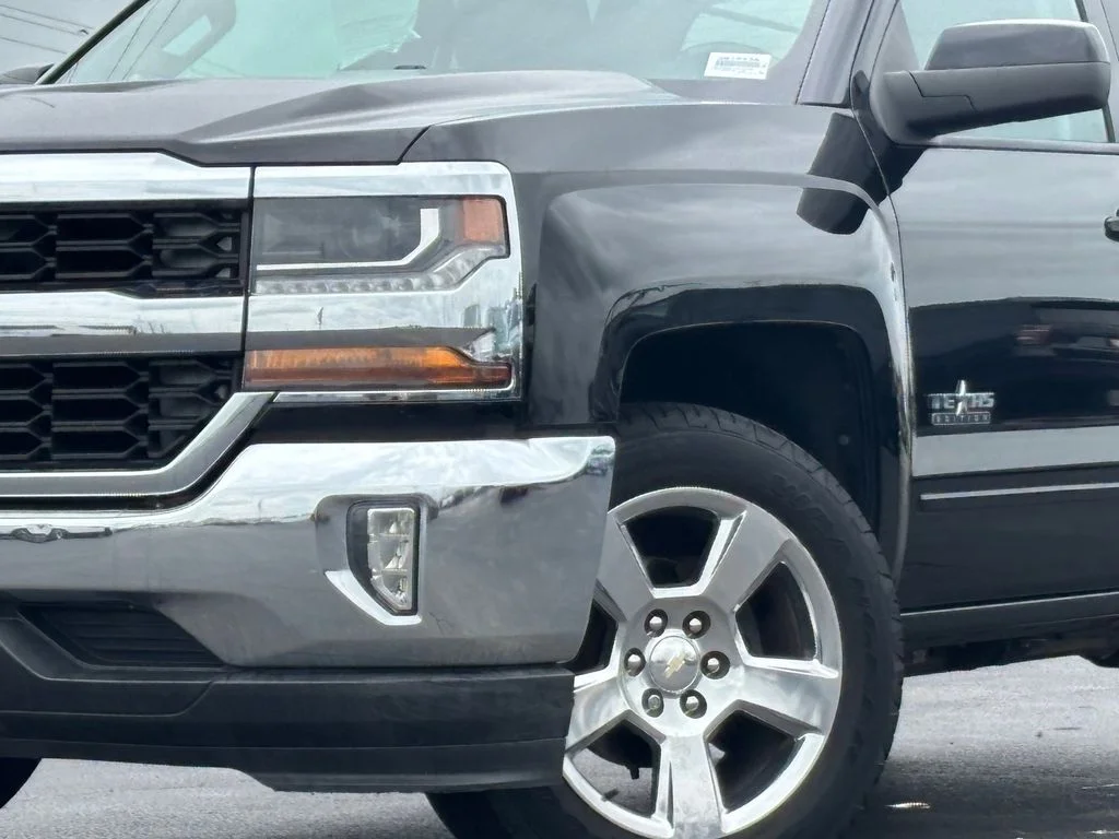 Used 2016 Black Chevrolet LT image 2