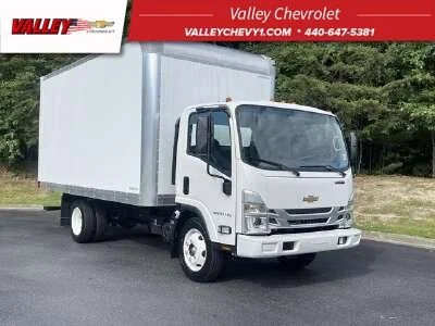 2023 Chevrolet Low Cab Forward's photo
