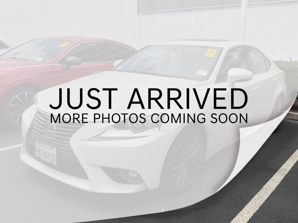 Used 2016 White Lexus 200t image 3