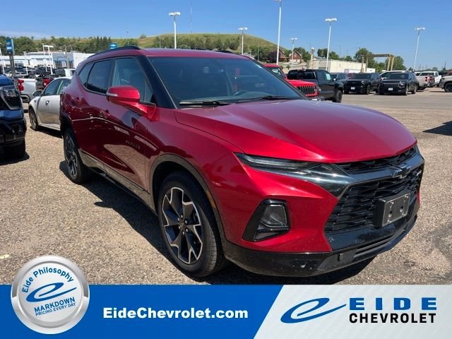 Used 2019 Red Chevrolet RS image 1