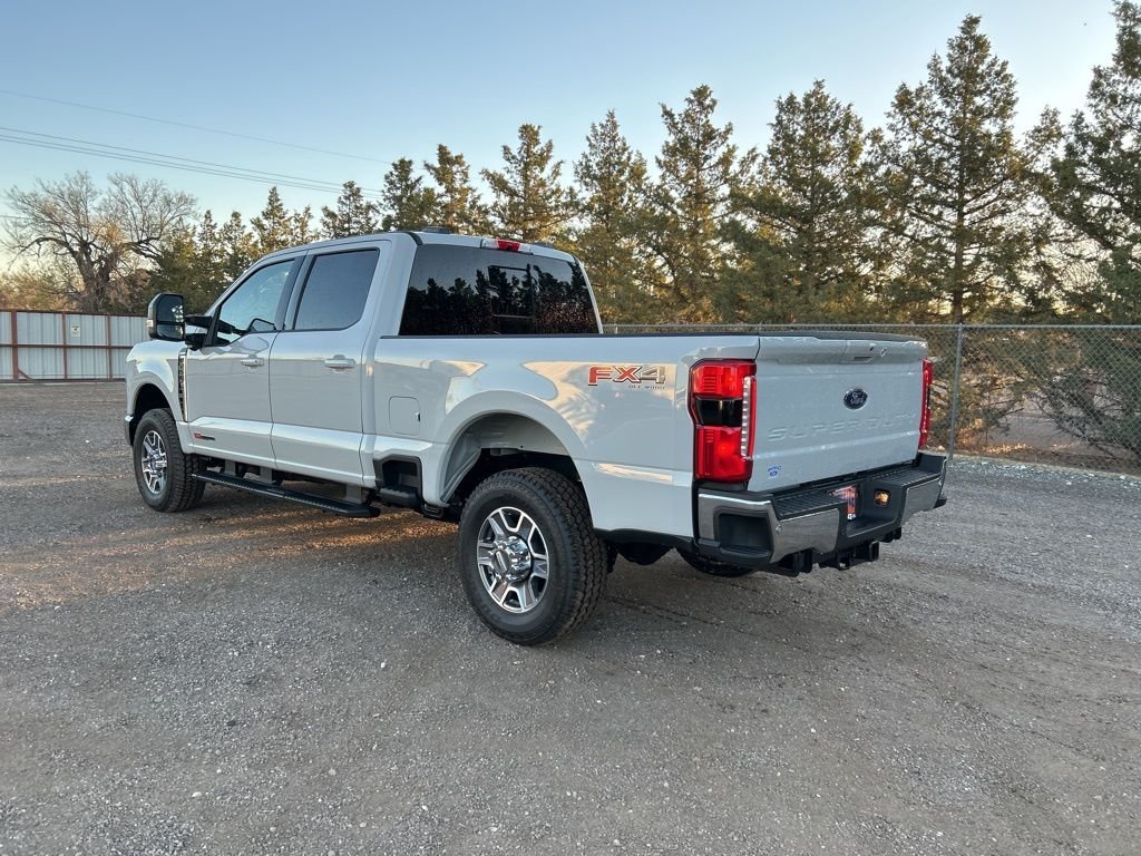New 2026 Avalanche Ford Lariat image 4