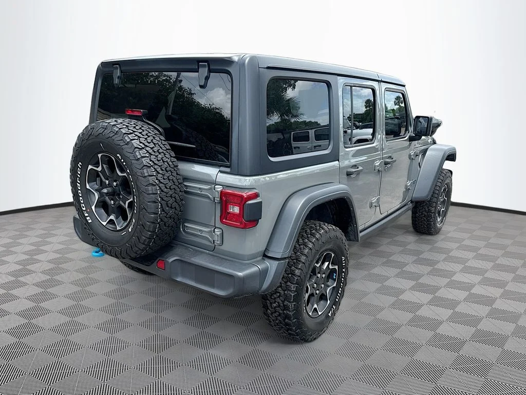 Used 2023 Gray Jeep Rubicon 4xe image 6