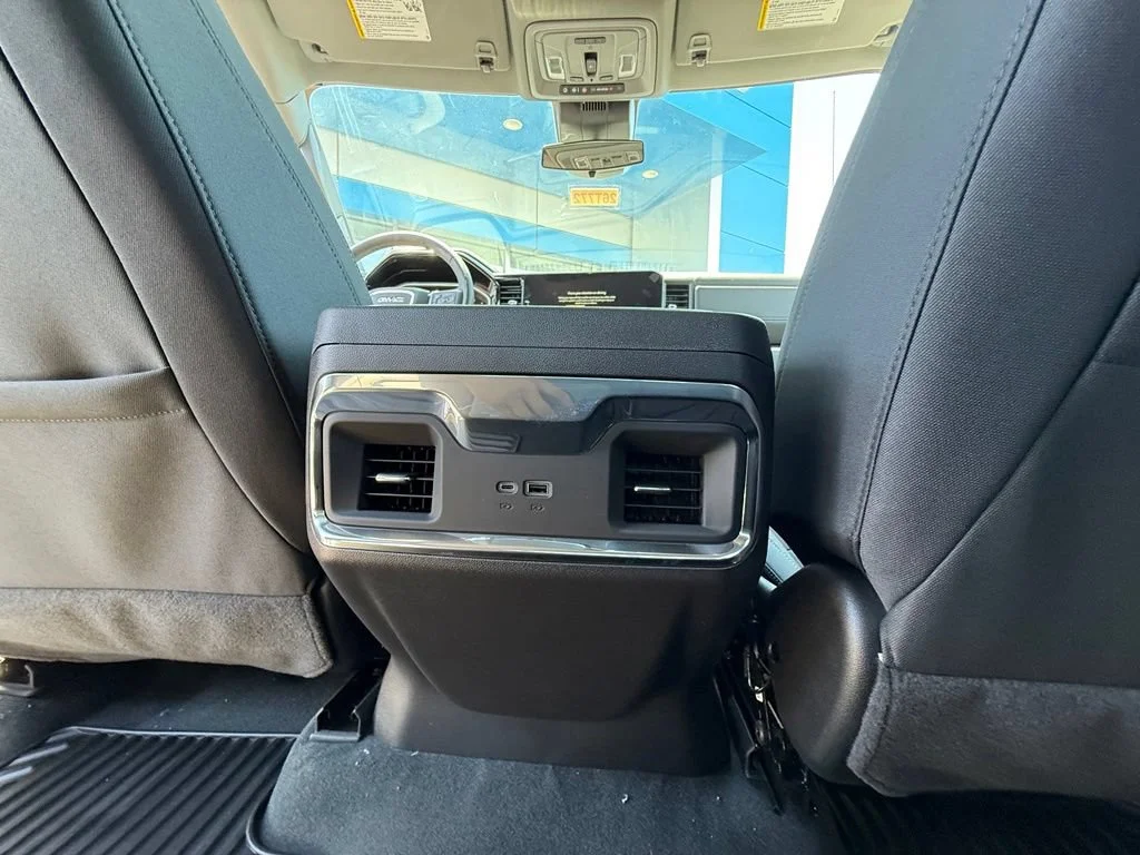 New 2026 Onyx Black GMC Elevation image 35