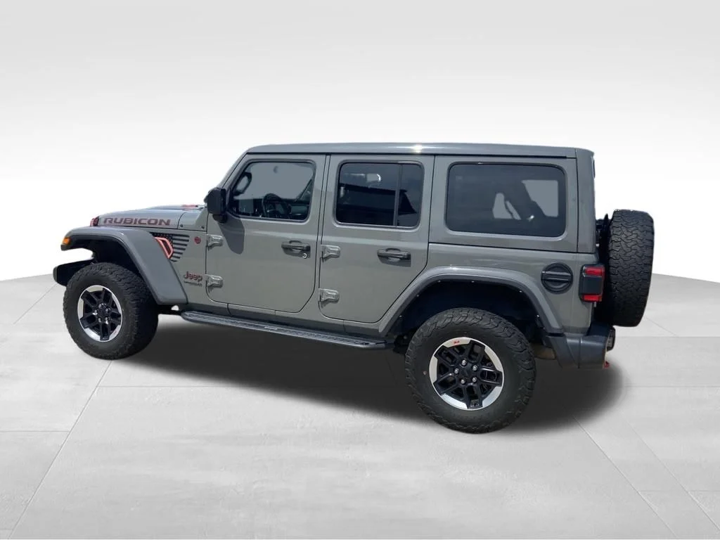 Used 2022 Gray Jeep Unlimited Rubicon image 23