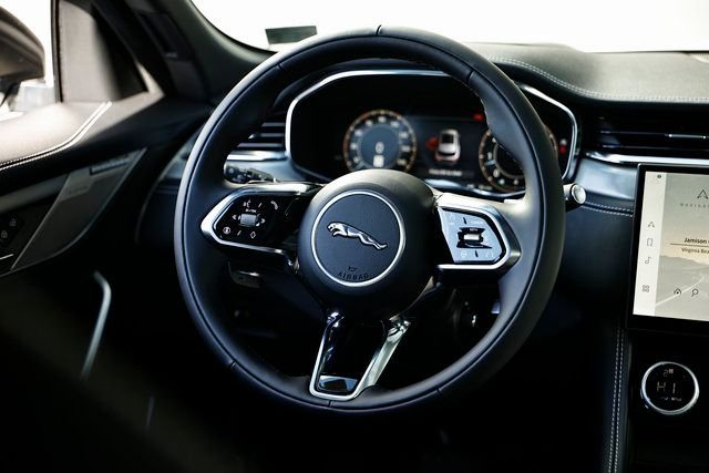 2026 Jaguar F-Pace R-Dynamic S - Photo 31