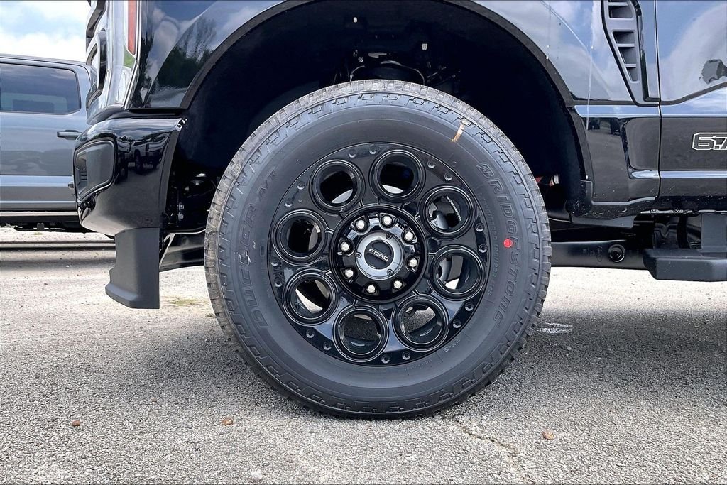 New 2026 Ford Super Duty F-250 Lariat 4D Crew Cab