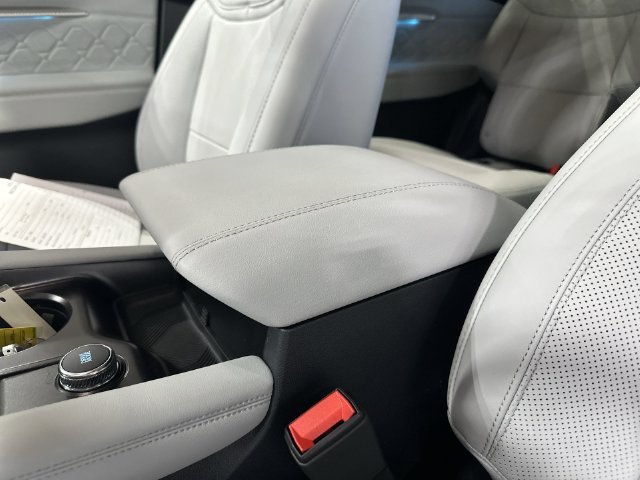 New 2027 Carbonized Gray Metallic Ford Platinum™ image 28