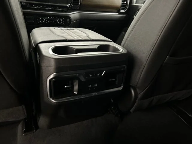 Used 2026  Chevrolet High Country image 25